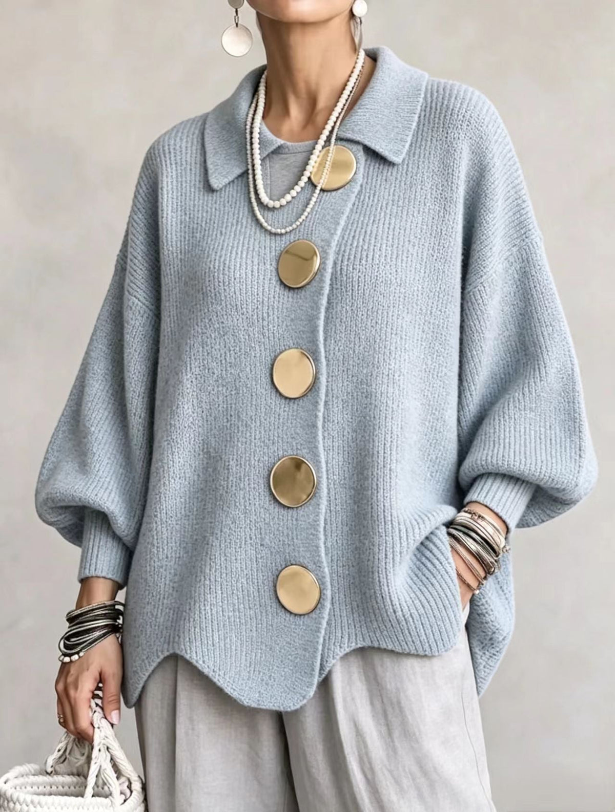 OLIVIA | Cárdigan oversize de punto grueso con botones dorados